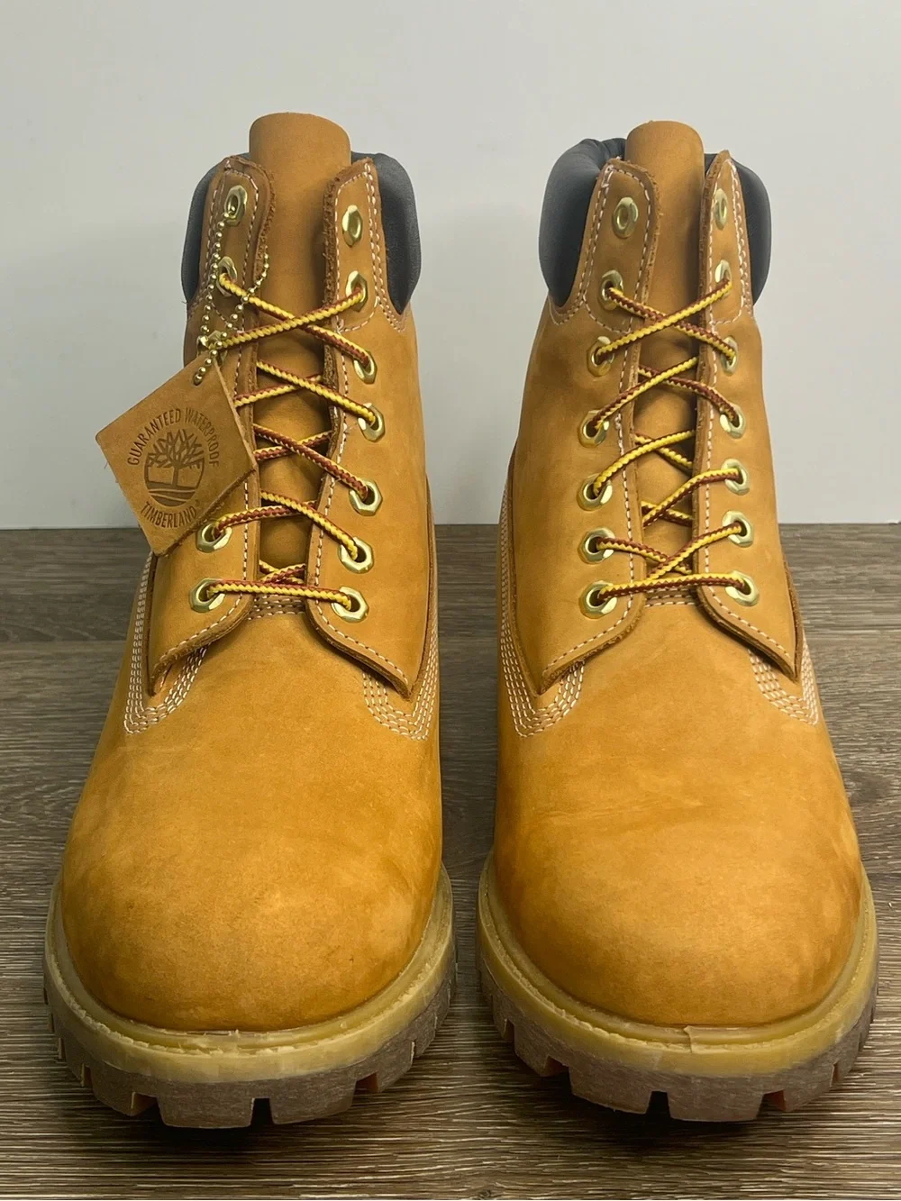 Timberland Premium 6-Inch Waterproof Wheat Nubuck Boots Size 9.5 M Style 10061
